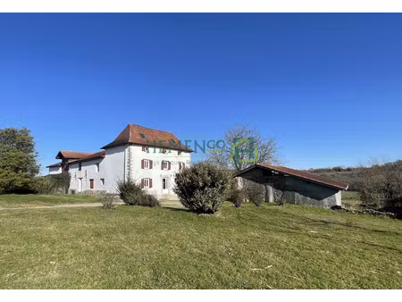 ensemble immobilier d'exception au coeur du pays basque