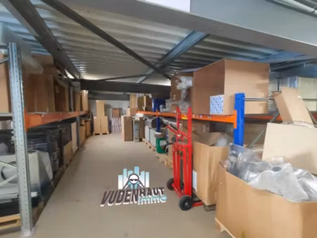 local d'activité 396 m²