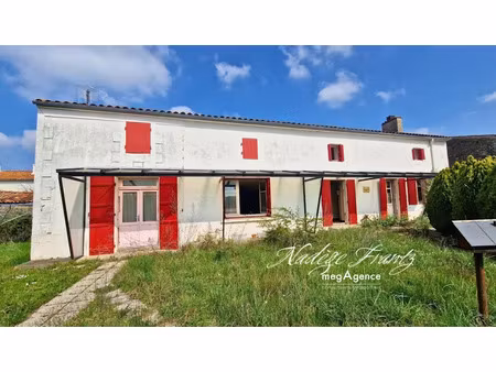vente maison 6 pièces 157 m² à migré (17330)  108 000 €
