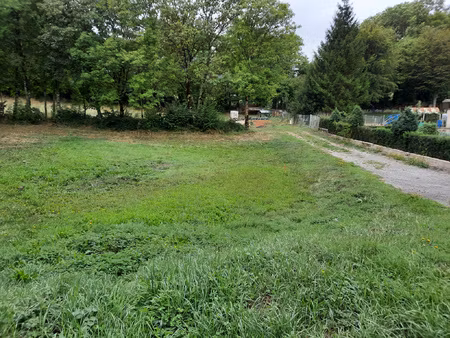 a vendre - situation exceptionnelle pour ce terrain de 1000m