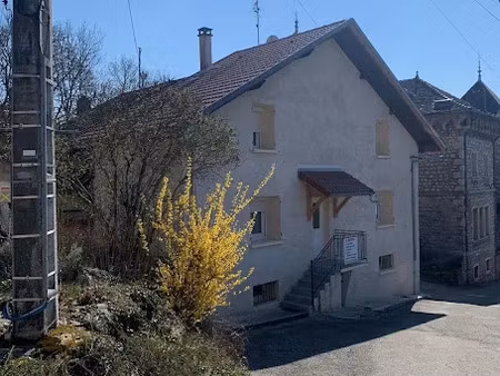 vente maison 4 pièces 85 m² à beon (01350)  180 000 €