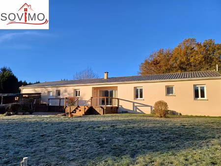 beau point de vue  pavillon de 2006 plain pied sur 1ha 61 en