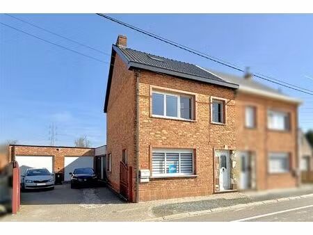 gerenoveerde woning met 4 slaapkamers