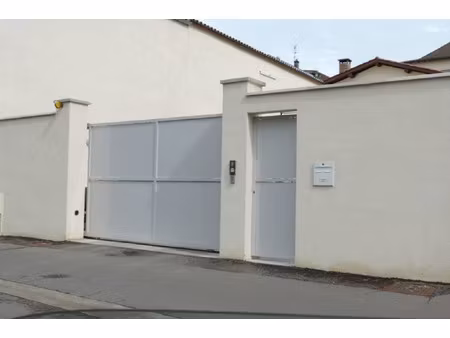 location garage 1 m² à belleville-en-beaujolais (69220)