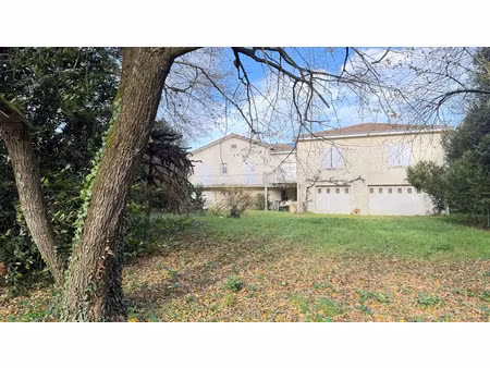 vente maison 7 pièces 236 m² à bessines (79000)  310 900 €