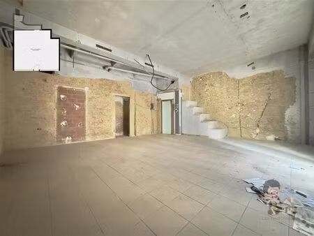 surface commerciale à vendre de 47 m² à charleroi (vbc54842)