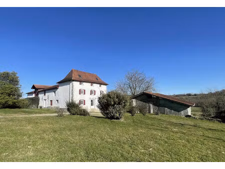 vente maison de village 13 pièces 282m2 domezain-berraute 64120 - 630000 € - surface privé
