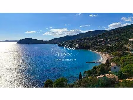 vente maison 6 pièces 219 m² rayol-canadel-sur-mer (83820)