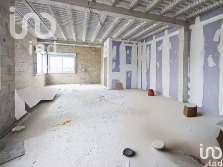 vente bureaux et commerces à tourbes (34120) : à vendre / 53m² tourbes