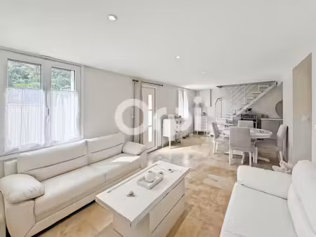 vente maison 4 pièces 71 m² à cavalaire-sur-mer (83240)  489 000 €