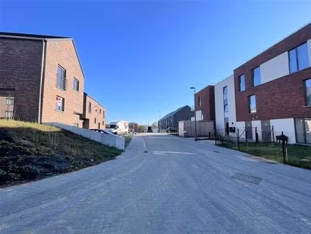 une maison clef sur porte à belgrade (lot 88)