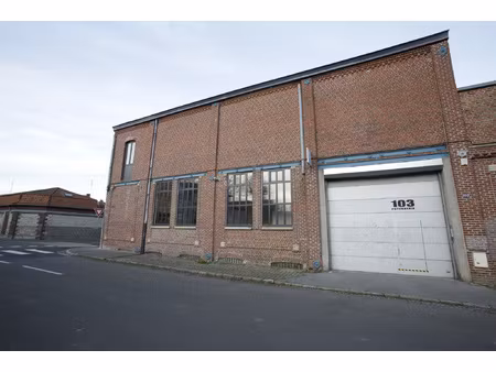 immeuble d'activités / bureaux loué 1 600 m2 roubaix