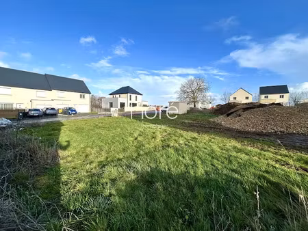 vente terrain 490 m² à eterville (14930)  129 000 €