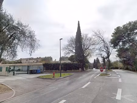 garage de 25 m2 en sous-sol à cannes la bocca