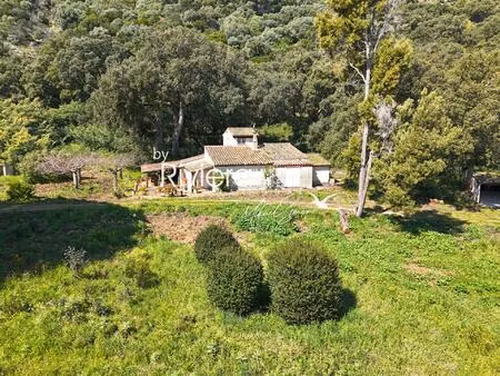 terrain de 1 5ha avec villa à rénover !