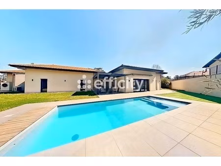 maison 6 pièces - 190 m²