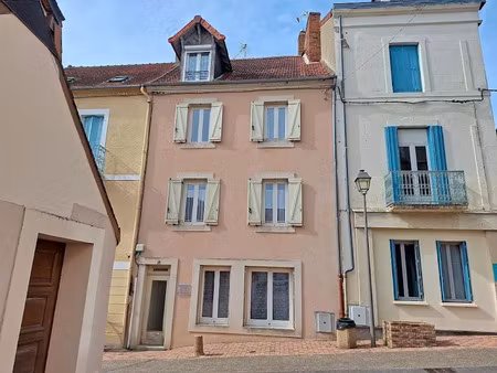 vente immeuble 7 pièces 118 m² à néris-les-bains (03310)  179 000 €