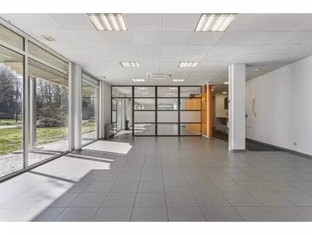 local commercial à louer dans le centre de roeselare