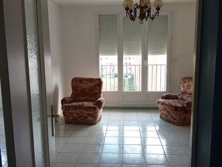 location appartement 4 pièces 67 m² à dreux (28100)  770 €