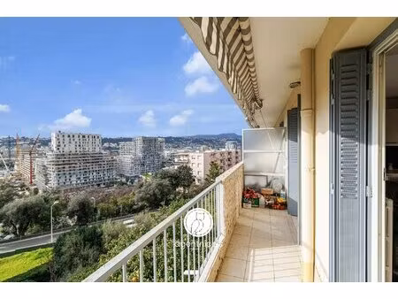 nice // fabron : 3 pieces / balcon / vue degagee / bon etat