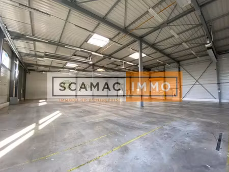 entrepôt de 1375m²