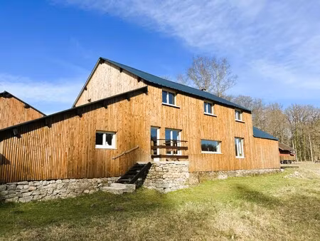 maison 8 pièces 252m²