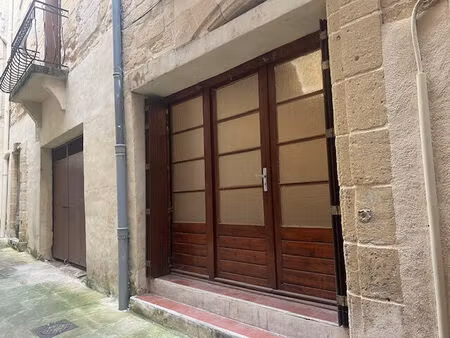 location commerce 23 m² à sommières (30250)
