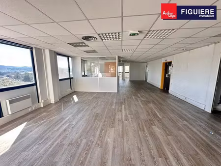 bureaux à louer avec vue dégagée à vitrolles