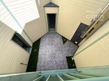 maison t5 ossature bois de 177 m² habitable et 215 m² au sol sur 8000 m² de terrain clos à