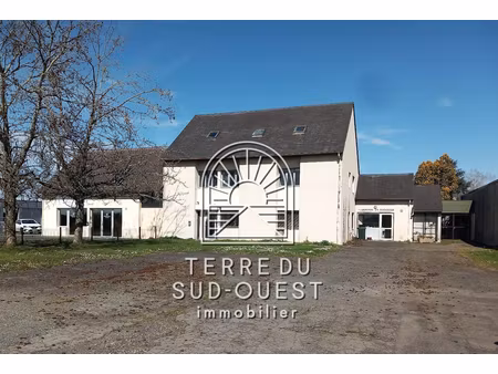 bureaux 230 m² -serres castet-