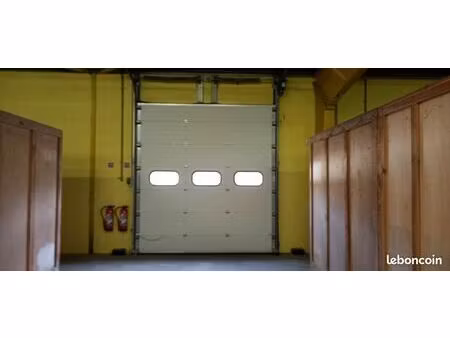 garage/box 2 m² derval