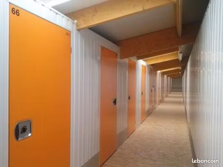 garage/box 9 m² sevremoine