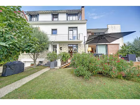 maison saint germain en laye 10 pièce(s) 225 m2