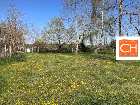 vente terrain 970 m² à les peintures (33230)  35 500 €