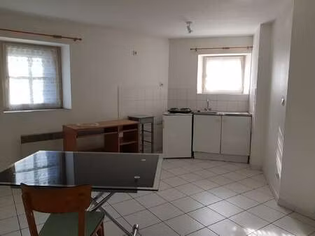location appartement 2 pièces à brûlon (72350) : à louer 2 pièces / 33m² brûlon