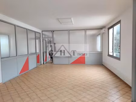 a louer bureau de 175m² a grasse zone de la marigarde