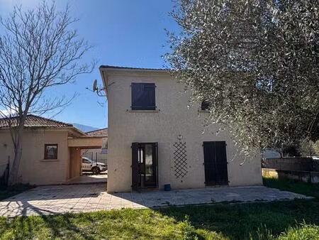 maison individuelle t4 de 130m2 avec jardin piscinable de 550 m2