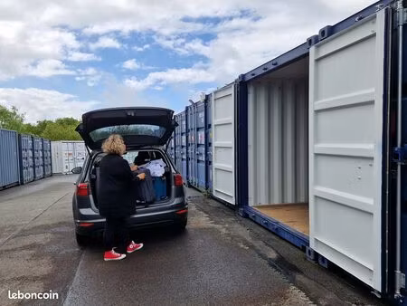 location box de stockage 100% plain-pied à roissy - garde-meubles sécurisé  accès 24/7  pr