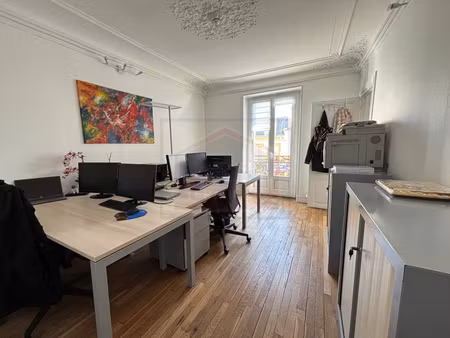 local professionnel enghien-les-bains 60.35m2