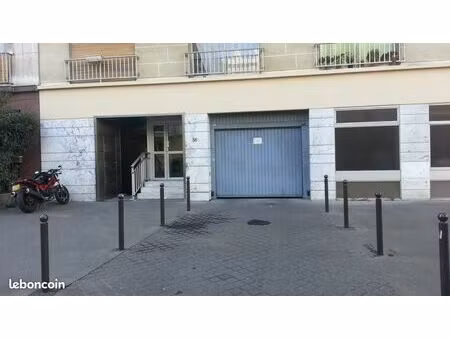 parking 36 rue des cévennes 75015