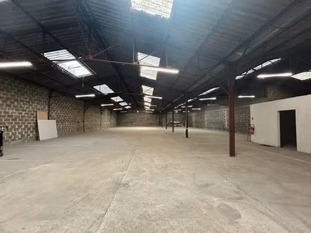 location locaux professionnels 0 pièces 800 m² à champforgeuil (71530)  2 200 €
