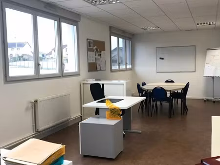 location locaux professionnels 185 m² à montceau-les-mines (71300)  1 200 €