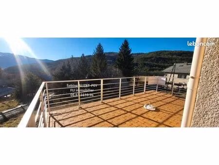chalet 5 pièces 204 m²