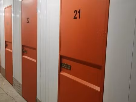 garage/box 3 m² vichy