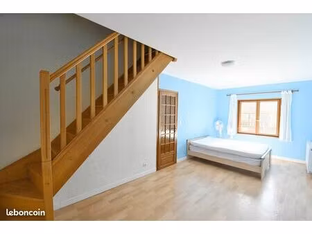 propriété 6 pièces 113 m²