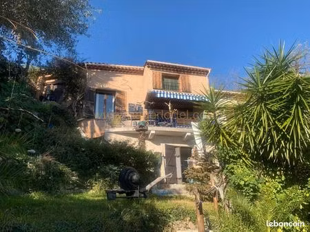 maison en viager 5 pièces 220 m²