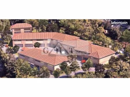 local industriel 505 m²