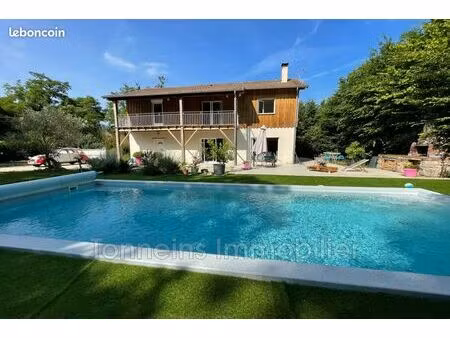 maison 5 pièces 170 m²