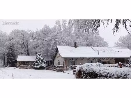à vendre maison (ferme bressane) authentique pleine nature sur plus d'un hectare