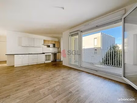 appartement 4 pièces 79 m²